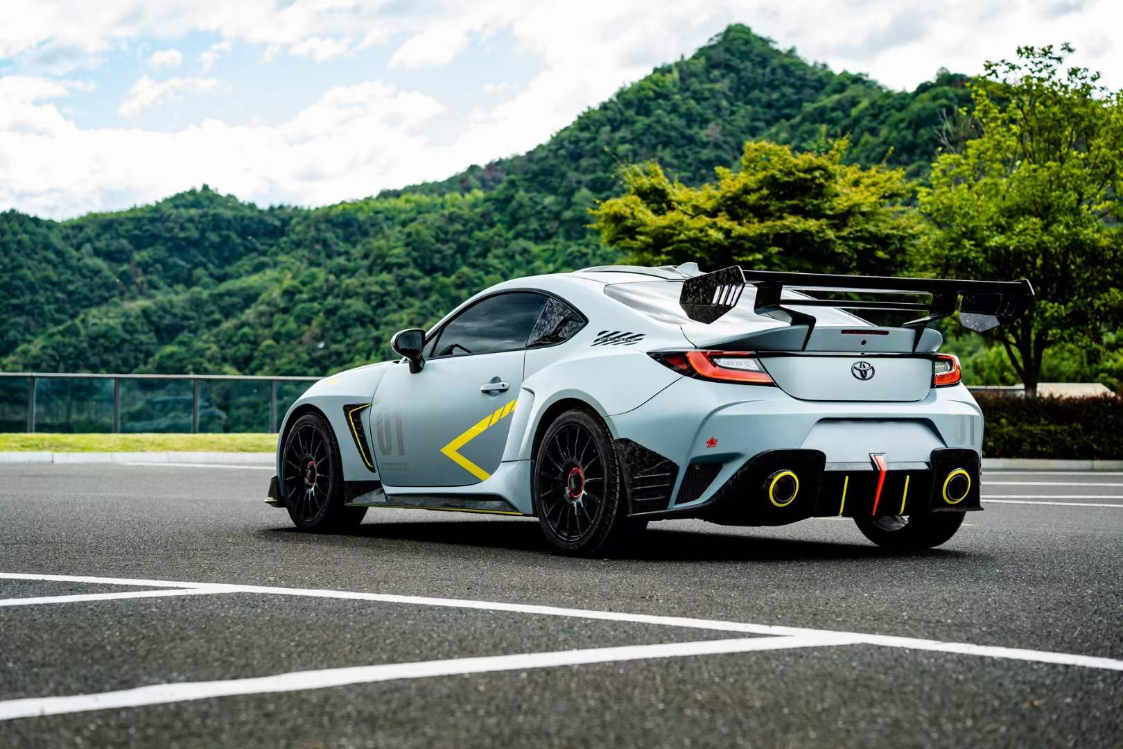 CARBON WIDE BODY KIT for TOYOTA GR86 SUBARU BRZ ZN8 2021+

Set includes:

Front Lip
Front Bumper Assembly

Hood / Bonnet
Replacement Wide Front Fenders
Side Skirts

Roof Scoop
Rear Window Trim
Rear Spoiler
Rear Wide Fenders
Rear Bumper
Rear Diffuser

Material:&nbsp;Wet Carbon with Fiberglass

NOTE:&nbsp;Professional installation is required. Cutting rear quarter panels is required.

Why “Contact Us for Pricing”?

We don’t display fixed prices because our goal is to offer you the most competitive deal possib