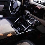 CENTER CONSOLE GRAB HANDLE for LAND ROVER DEFENDER 110 L663 2020+
Set includes:

Center Console Grab Handle
Material: Aluminium

NOTE: Professional installation is required.
