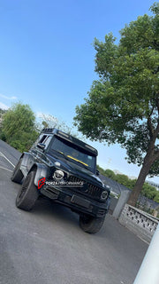 COMPLETE AXLE WITH PORTALS FOR 4x4 MERCEDES BENZ G CLASS AMG W463

Gear Ratio: 1.26

Clearance Increase: +150mm

Wheels PCD: 8 x 164.8


Material: Aluminium

Color: Black, Gold, Silver, Grey, Red