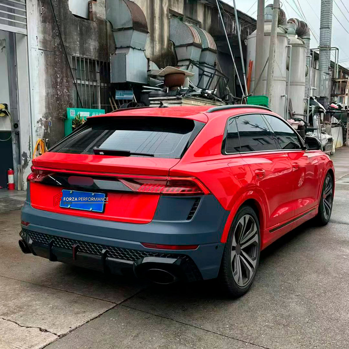 CONVERSION BODY KIT for AUDI Q8 4M FACELIFT 2024+ UPGRADE to AUDI RSQ8 4M FACELIFT 2024+

Set includes:

Front Bumper Assembly
Rear Bumper Assembly
Exhaust Tips
Material: Plastic

Note: Professional installation is required.