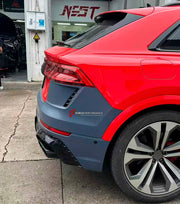 CONVERSION BODY KIT for AUDI Q8 4M FACELIFT 2024+ UPGRADE to AUDI RSQ8 4M FACELIFT 2024+

Set includes:

Front Bumper Assembly
Rear Bumper Assembly
Exhaust Tips
Material: Plastic

Note: Professional installation is required.