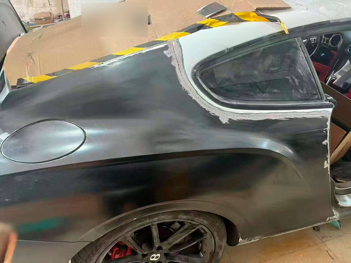 CONVERSION BODY KIT for BENTLEY CONTINENTAL GT 2004 - 2011 upgrade to CONTINENTAL GT 2025+

Set includes:

Front Bumper
Headlights
Front Grille
Front Bumper Meshes
Front Fenders
Doors
Side Skirts
Rear Fenders
Trunk Lid
Rear Bumper
Tail Lights
Exhaust Tips

Note: Professional installation is required.
