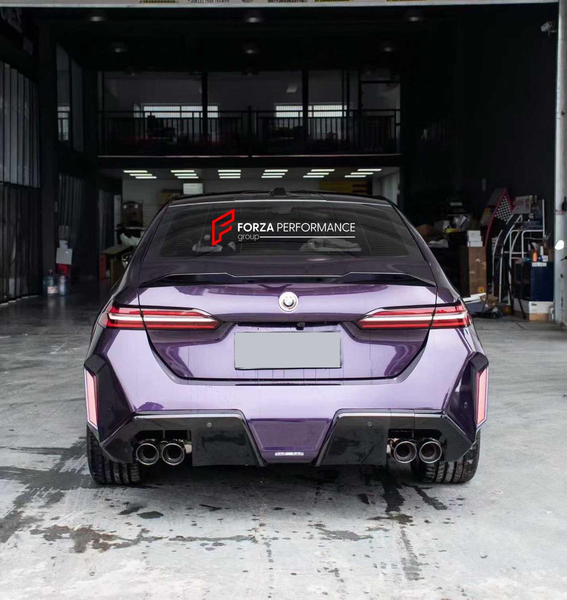 CONVERSION UPGRADE FACELIFT OLD TO NEW BODY KIT for BMW G60/G68 2024+ to M5 G90 2025+ FACELIFT
Set includes:

Front Bumper
Front Grille
Side Skirts
Rear Diffuser
Material: Plastic

NOTE: Professional installation is required.