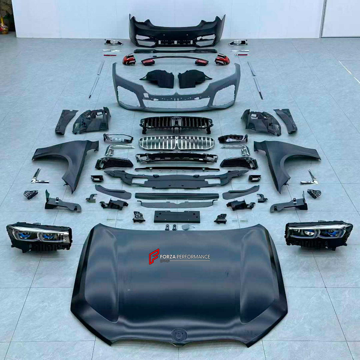 CONVERSION UPGRADE FACELIFT OLD TO NEW BODY KIT for BMW 7 Series F01 F02 2008 - 2015 to G11 G12 2015 - 2022
Set includes:

Front Lip
Front Bumper Assembly
Front Grille
License Plate
Hood Bonnet
Front Fenders
Body Side Door Moldings
Rear Diffuser
Rear Bumper Assembly
Exhaust Tips
Material: Plastic

NOTE: Professional installation is required.