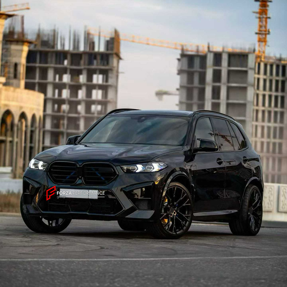 CONVERSION BODY KIT for BMW X5 G05 LCI 2023+ UPGRADE to X5M F95 LCI 2023+

Set includes:
Front Bumper Assembly
Front Grille
Fender Flares
Rear Bumper Assembly
Rear Diffuser
Exhaust Tips

Material: Plastic

NOTE: Professional installation is required.