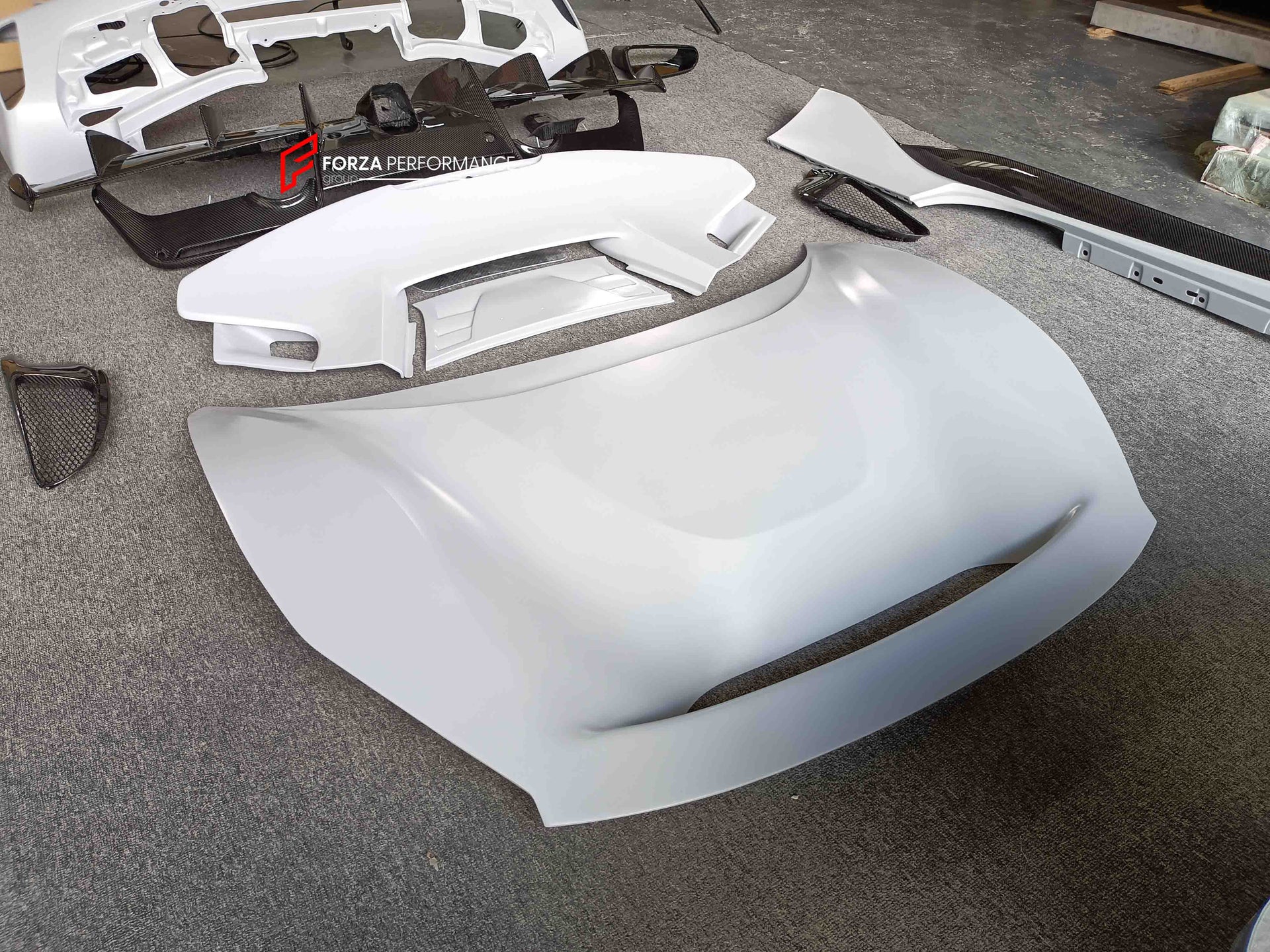 CONVERSION BODY KIT FOR FERRARI 488 UPGRADE TO FERRARI 488 PISTA