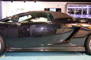 CONVERSION BODY KIT for LAMBORGHINI GALLARDO FACELIFT 2009 - 2014 UPGRADE to SUPERTROFEO

Set includes:

Front Bumper
Side Skirts
Engine Cover
Wing Spoiler

Material: Carbon

Note: Professional installation is required.
