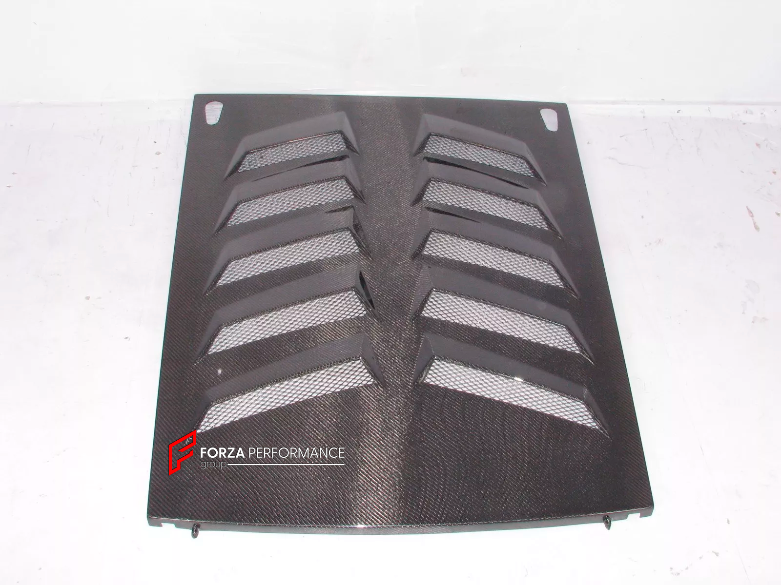 CONVERSION BODY KIT for LAMBORGHINI GALLARDO FACELIFT 2009 - 2014 UPGRADE to SUPERTROFEO

Set includes:

Front Bumper
Side Skirts
Engine Cover
Wing Spoiler

Material: Carbon

Note: Professional installation is required.