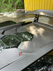 CONVERSION BODY KIT for LAMBORGHINI MURCIELAGO FACELIFT LP640 2006 - 2010 UPGRADE to LP670-4 SV 2009 - 2010 FORZA PERFORMANCE custom fit SV Style

Set includes:
Front Lip
Headlights
Side Skirts
Rear Spoiler Wing
Engine Cover
Rear Diffuser

Material: Plastic

NOTE: Professional installation is required.