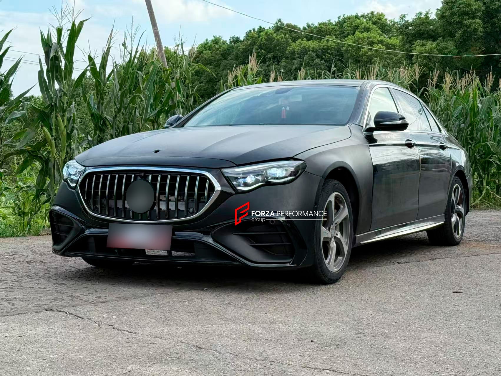 CONVERSION BODY KIT for MERCEDES BENZ E CLASS W213 2017 - 2020 to E53 w214 2023+



Set includes:

Front Bumper Assembly
Grille
Headlights
Front Fenders
Rear Trunk
Tail Lights
Rear Bumper
Rear Diffuser
Exhaust Tips

Material: Plastic

NOTE: Professional installation is required