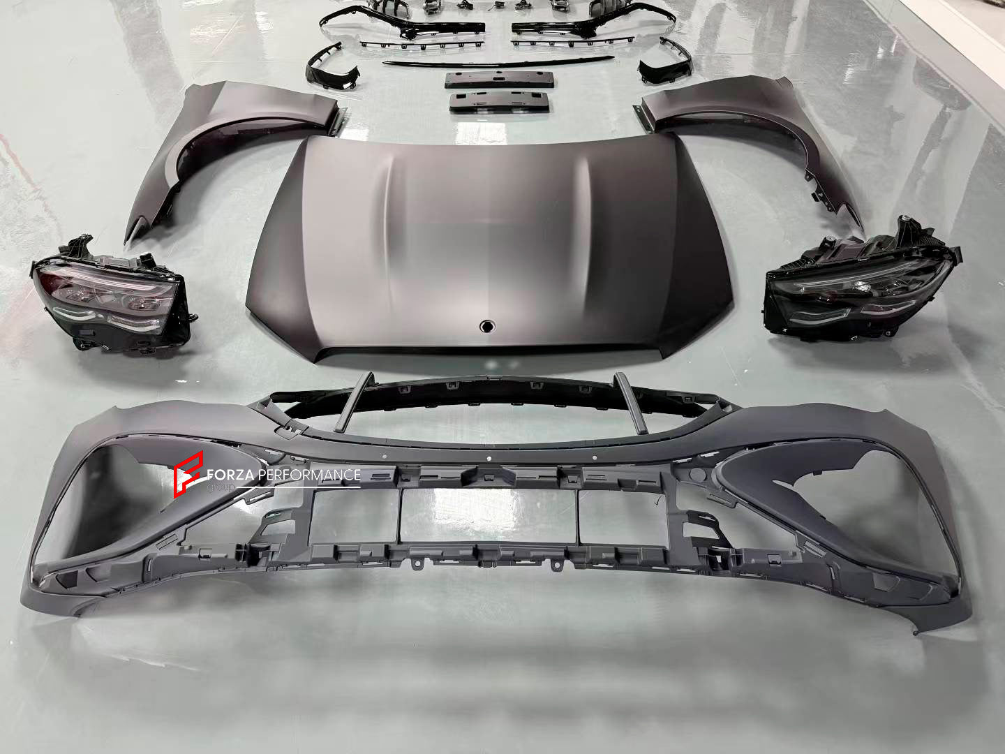 CONVERSION BODY KIT for MERCEDES BENZ E CLASS W213 2017 - 2020 to E53 w214 2023+



Set includes:

Front Bumper Assembly
Grille
Headlights
Front Fenders
Rear Trunk
Tail Lights
Rear Bumper
Rear Diffuser
Exhaust Tips

Material: Plastic

NOTE: Professional installation is required