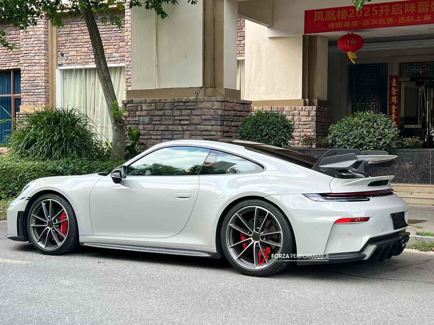 CONVERSION BODY KIT for PORSCHE 911 992.1 CARRERA 2019 - 2023 to 992.2 GT3

Set includes:
Front Bumper Assembly
Hood / Bonnet
Side Skirts
Rear Spoiler
Rear Bumper
Rear Diffuser
Muffler With Valves
Exhaust Tips

Material: Dry Carbon

NOTE: Professional installation is required