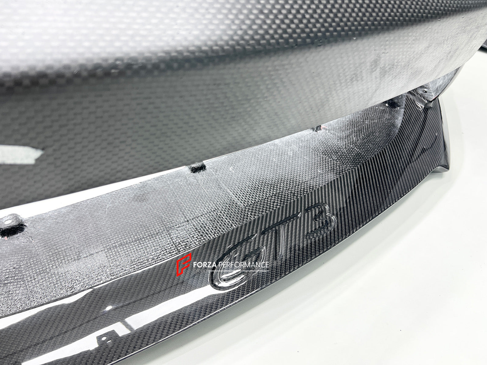 CONVERSION BODY KIT for PORSCHE 911 992.1 CARRERA 2019 - 2023 to 992.2 GT3

Set includes:
Front Bumper Assembly
Hood / Bonnet
Side Skirts
Rear Spoiler
Rear Bumper
Rear Diffuser
Muffler With Valves
Exhaust Tips

Material: Dry Carbon

NOTE: Professional installation is required