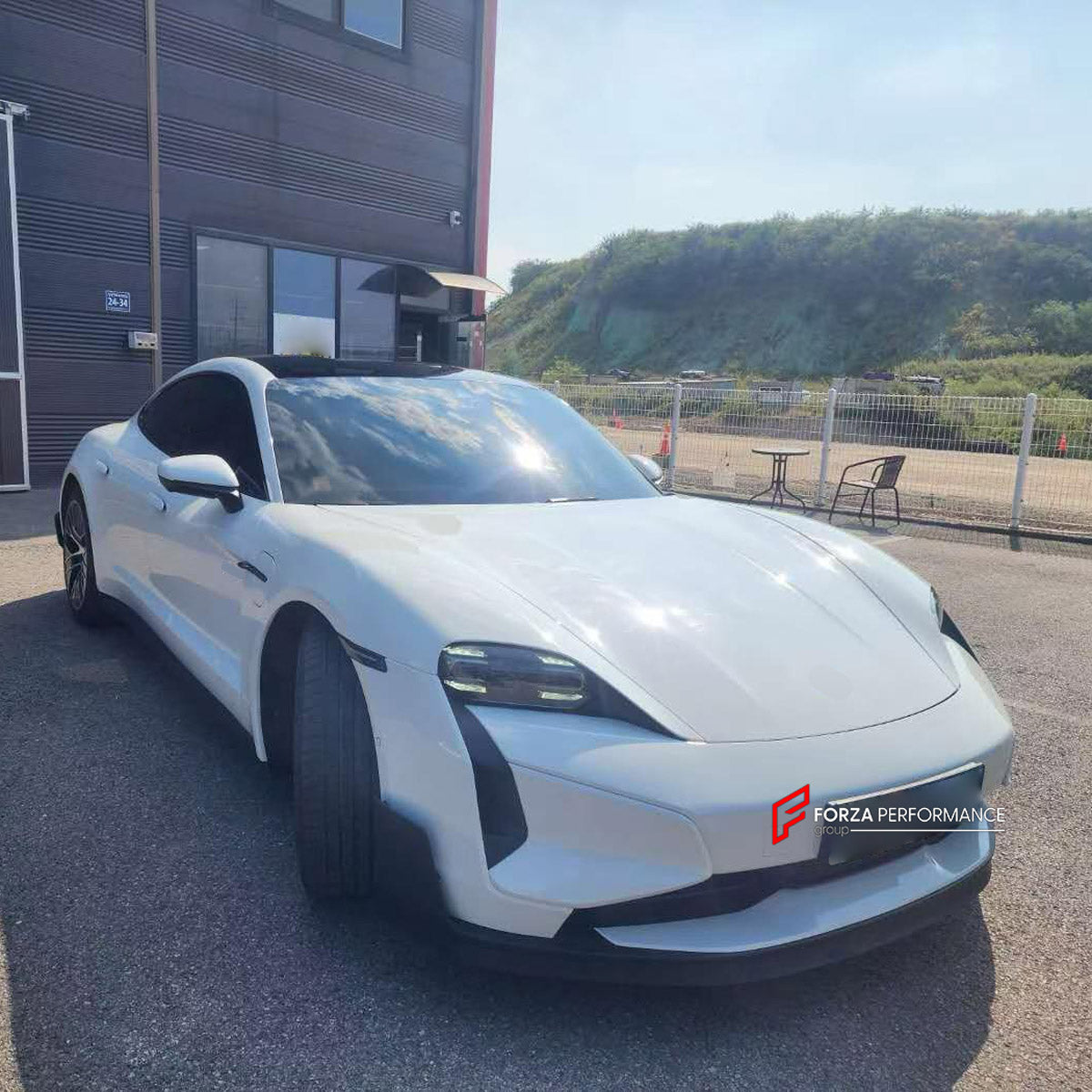 CONVERSION BODY KIT for PORSCHE TAYCAN 9J1.1 2020 - 2024 UPGRADE to TAYCAN TURBO GT 9J1.2 2024+ FORZA PERFORMANCE custom fit Turbo GT Style

Set includes:
Front Lip
Front Bumper Assembly
Rear Bumper Assembly
Rear Diffuser

Material: Plastic

NOTE: Professional installation is required.