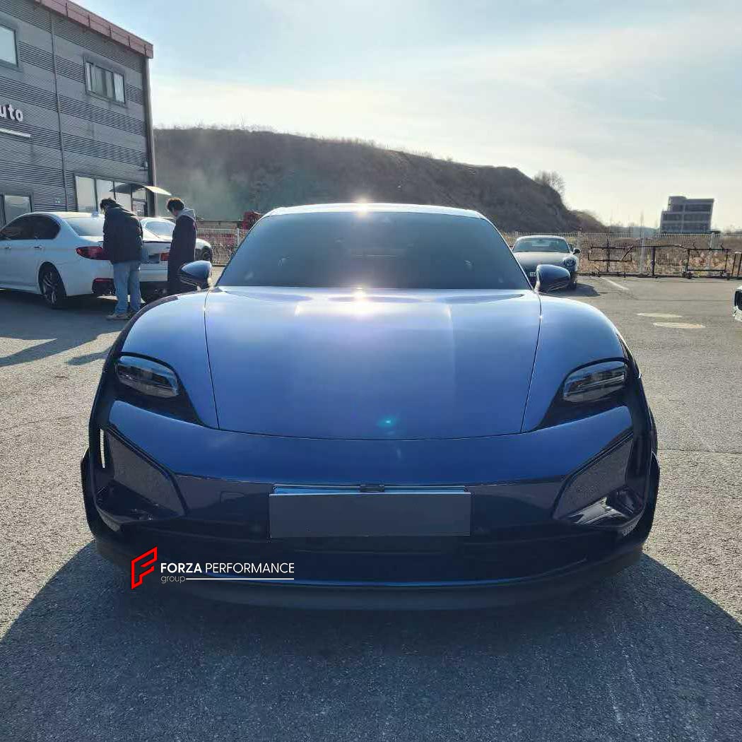 CONVERSION BODY KIT for PORSCHE TAYCAN J1.1 2020-2024 SPORT TURISMO UPGRADE to PORSCHE TAYCAN J1.2 TURBO GT 2025+ FACELIFT

Set includes:

Front Lip
Front Bumper
Side Skirts
Rear Bumper
Rear Diffuser

Material: Plastic

Note: Professional installation is required