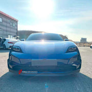 CONVERSION BODY KIT for PORSCHE TAYCAN J1.1 2020-2024 SPORT TURISMO UPGRADE to PORSCHE TAYCAN J1.2 TURBO GT 2025+ FACELIFT

Set includes:

Front Lip
Front Bumper
Side Skirts
Rear Bumper
Rear Diffuser

Material: Plastic

Note: Professional installation is required