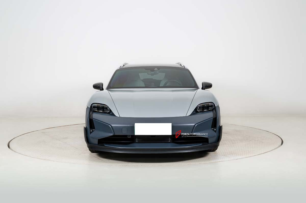 CONVERSION BODY KIT for PORSCHE TAYCAN J1.1 2020-2024 SPORT TURISMO UPGRADE to PORSCHE TAYCAN J1.2 TURBO GT 2025+ FACELIFT

Set includes:

Front Lip
Front Bumper
Side Skirts
Rear Bumper
Rear Diffuser

Material: Plastic

Note: Professional installation is required