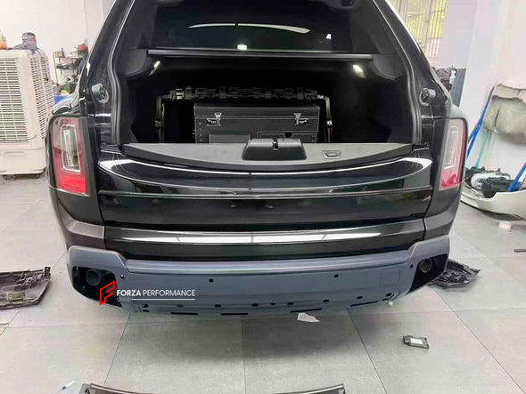 CONVERSION DRY CARBON BODY KIT for ROLLS ROYCE CULLINAN 2018 - 2025 UPGRADE to SERIES II FACELIFT 2025

Set includes:

Front Bumper
Grille Frame
Grille
Original Rolls-Royce Headlights
Rear Bumper