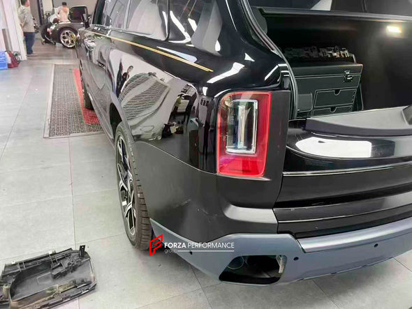 CONVERSION DRY CARBON BODY KIT for ROLLS ROYCE CULLINAN 2018 - 2025 UPGRADE to SERIES II FACELIFT 2025

Set includes:

Front Bumper
Grille Frame
Grille
Original Rolls-Royce Headlights
Rear Bumper