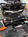CONVERSION DRY CARBON BODY KIT for ROLLS ROYCE CULLINAN 2018 - 2025 UPGRADE to SERIES II 2025

Set includes:

Front Bumper
Grille Frame
Grille
Original Rolls-Royce Headlights