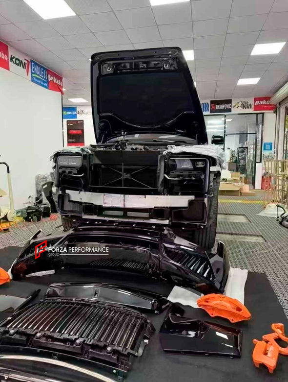CONVERSION DRY CARBON BODY KIT for ROLLS ROYCE CULLINAN 2018 - 2025 UPGRADE to SERIES II 2025

Set includes:

Front Bumper
Grille Frame
Grille
Original Rolls-Royce Headlights