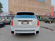 CONVERSION BODY KIT for ROLLS-ROYCE CULLINAN SERIES 1 2018 - 2025 UPGRADE to SERIES 2 FACELIFT 2025+

Set includes:

Front Bumper Assembly
Grille Frame
Front Grille
Headlights
Rear Bumper
Exhaust Tips
Material: Plastic

NOTE: Professional installation is required. When purchase inform us if you have night vision camera or not. Fender trimming is required. Headlights are available with or without AFS (Adaptive Front-lighting System) - the kit price depends on the headlights version.