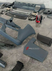 CONVERSION UPGRADE FACELIFT OLD TO NEW BODY KIT for Rolls Royce Cullinan Series I 2018 - 2024 to Cullinan Series II Facelift 2025+
Set includes:

Front Bumper Assembly
Front Grille
Front Headlights
Rear Bumper Assembly
Tail Lights
Exhaust Tips
Material: Plastic

NOTE: Professional installation is required.