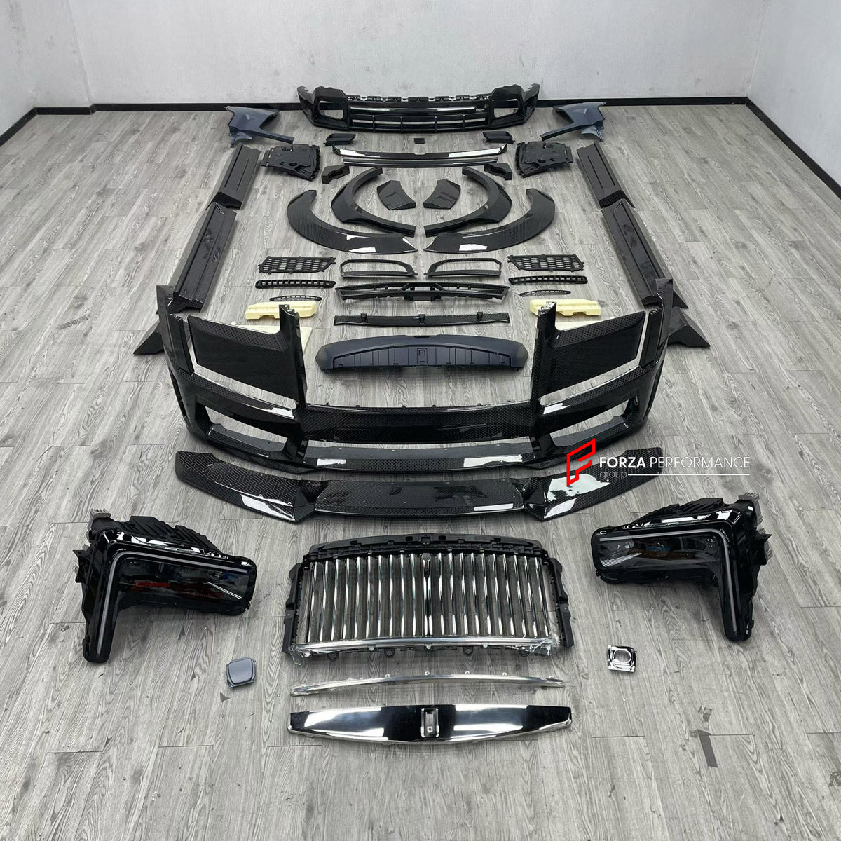 CONVERSION BODY KIT for ROLLS-ROYCE CULLINAN SERIES I 2018 - 2024 UPGRADE to CULLINAN SERIES II 2024+ FORZA PERFORMANCE custom fit 1016 Industries Style

Set includes:
Front Lip
Front Bumper Assembly
Front Grille
Headlights
Fender Flares
Side Skirts
Ducktail Spoiler

Material: Plastic

NOTE: Professional installation is required.