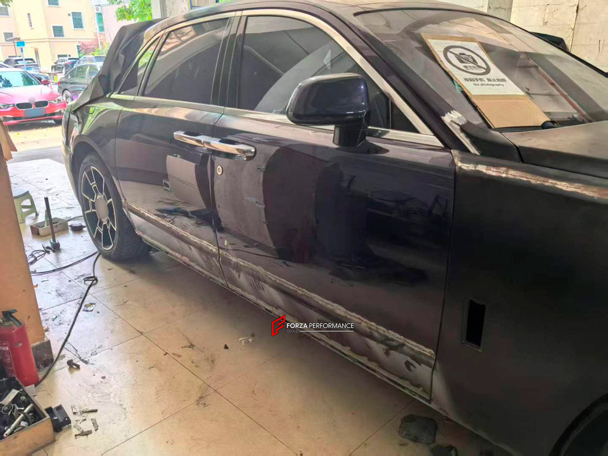 CONVERSION BODY KIT for ROLLS ROYCE GHOST 2010 - 2019 UPGRADE to 2025+

Set includes:

Front Bumper Assembly
Headlights
Front Grille
Hood Bonnet
Side Fenders
Side Skirts
Tail Lights
Rear Bumper Assembly

Exhaust Tips

Material: Plastic

NOTE: Professional installation is required.
