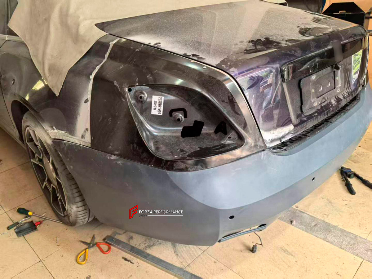 CONVERSION BODY KIT for ROLLS ROYCE GHOST 2010 - 2019 UPGRADE to 2025+

Set includes:

Front Bumper Assembly
Headlights
Front Grille
Hood Bonnet
Side Fenders
Side Skirts
Tail Lights
Rear Bumper Assembly

Exhaust Tips

Material: Plastic

NOTE: Professional installation is required.