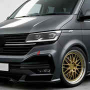 CONVERSION UPGRADE FACELIFT OLD TO NEW BODY KIT for Volkswagen Transporter T5.1 Facelift 2010 - 2015 to Transporter T6.1 Facelift 2019 - 2024
Set includes:

Front Bumper Assembly
Front Grille
Hood Bonnet
Front Fenders
Rear Bumper Assembly
Rear Diffuser
Material: Plastic

NOTE: Professional installation is required.