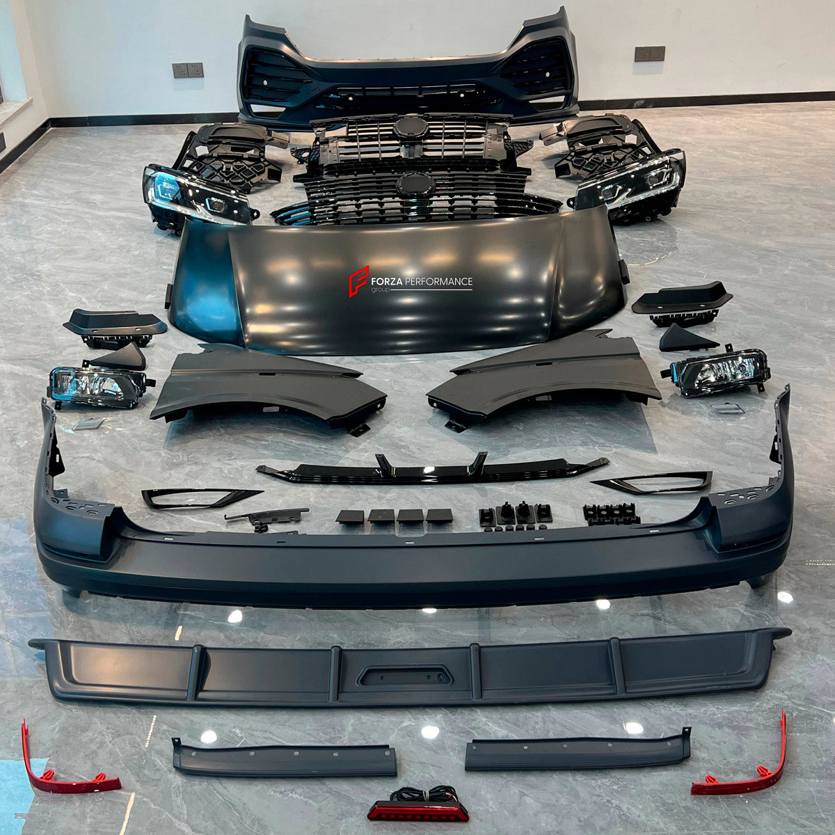 CONVERSION UPGRADE FACELIFT OLD TO NEW BODY KIT for Volkswagen Transporter T5.1 Facelift 2010 - 2015 to Transporter T6.1 Facelift 2019 - 2024
Set includes:

Front Bumper Assembly
Front Grille
Hood Bonnet
Front Fenders
Rear Bumper Assembly
Rear Diffuser
Material: Plastic

NOTE: Professional installation is required.