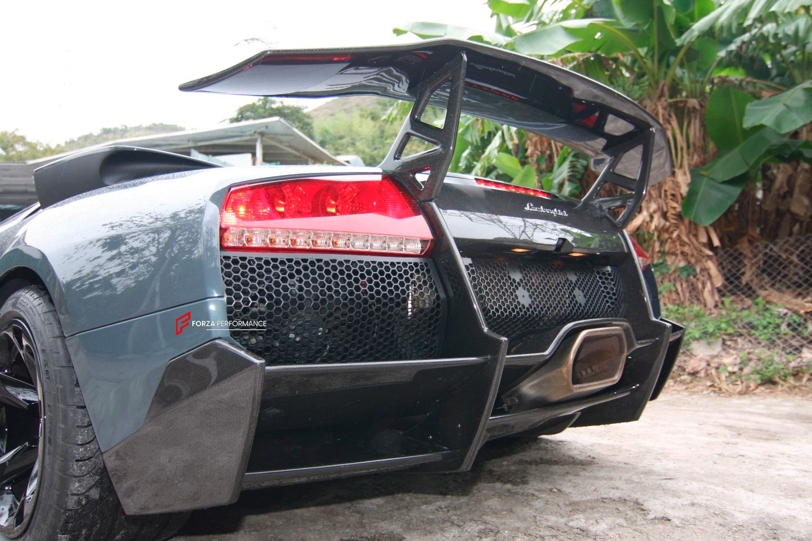 CONVERSION CARBON BODY KIT for LAMBORGHINI MURCIELAGO COUPE LP640 upgrade to LP670 SV

Set Include:

Front Lip
Front Bumper
Side Skirts
Rear Lid with Spoiler
Rear Wing Spoiler
Rear Bumper
Rear Diffuser

Material: Carbon


Note: Professional installation is required.

Why “Contact Us for Pricing”?

We don’t display fixed prices because our goal is to offer you the most competitive deal possible. Product costs often decrease over time, and by requesting a quote, you’ll receive our most up-to-date price on mar