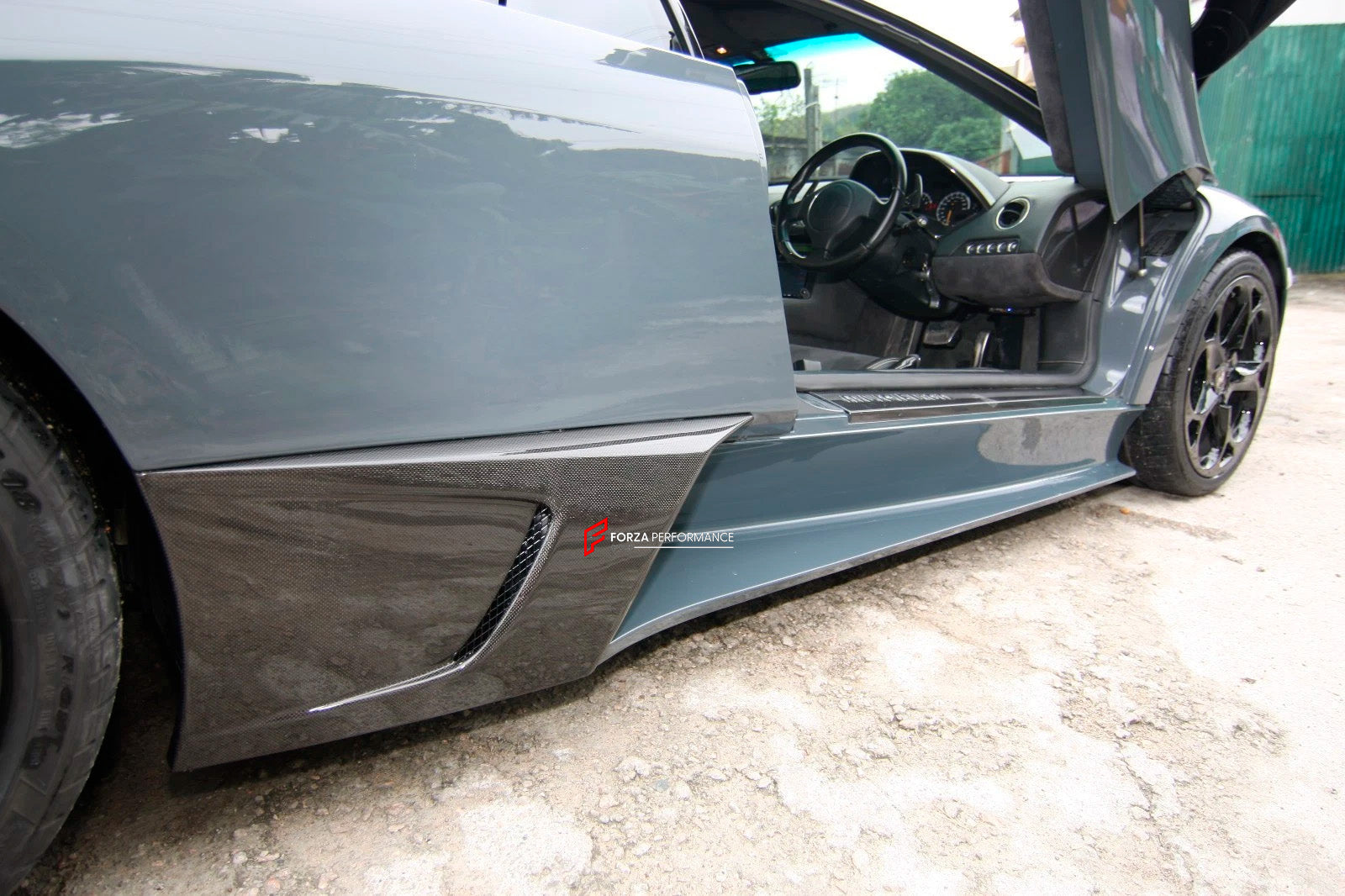 CONVERSION CARBON BODY KIT for LAMBORGHINI MURCIELAGO COUPE LP640 upgrade to LP670 SV

Set Include:

Front Lip
Front Bumper
Side Skirts
Rear Lid with Spoiler
Rear Wing Spoiler
Rear Bumper
Rear Diffuser

Material: Carbon


Note: Professional installation is required.

Why “Contact Us for Pricing”?

We don’t display fixed prices because our goal is to offer you the most competitive deal possible. Product costs often decrease over time, and by requesting a quote, you’ll receive our most up-to-date price on mar