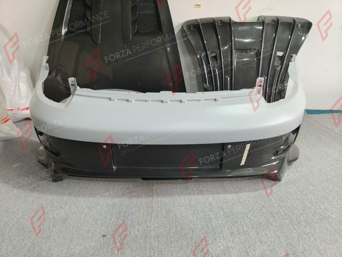 CONVERSION DRY CARBON BODY KIT for PORSCHE 911 992 2019+ UPGRADE to 992 GT3 RS 2022+ FORZA PERFORMANCE custom fit GT3 RS Style

Set includes:
Front Bumper Assembly
Hood Bonnet
Front Fenders
Doors
Side Skirts
Rear Fenders
Rear Spoiler Wing
Rear Bumper
Rear Diffuser

Material: Dry Carbon

NOTE: Professional installation is required.