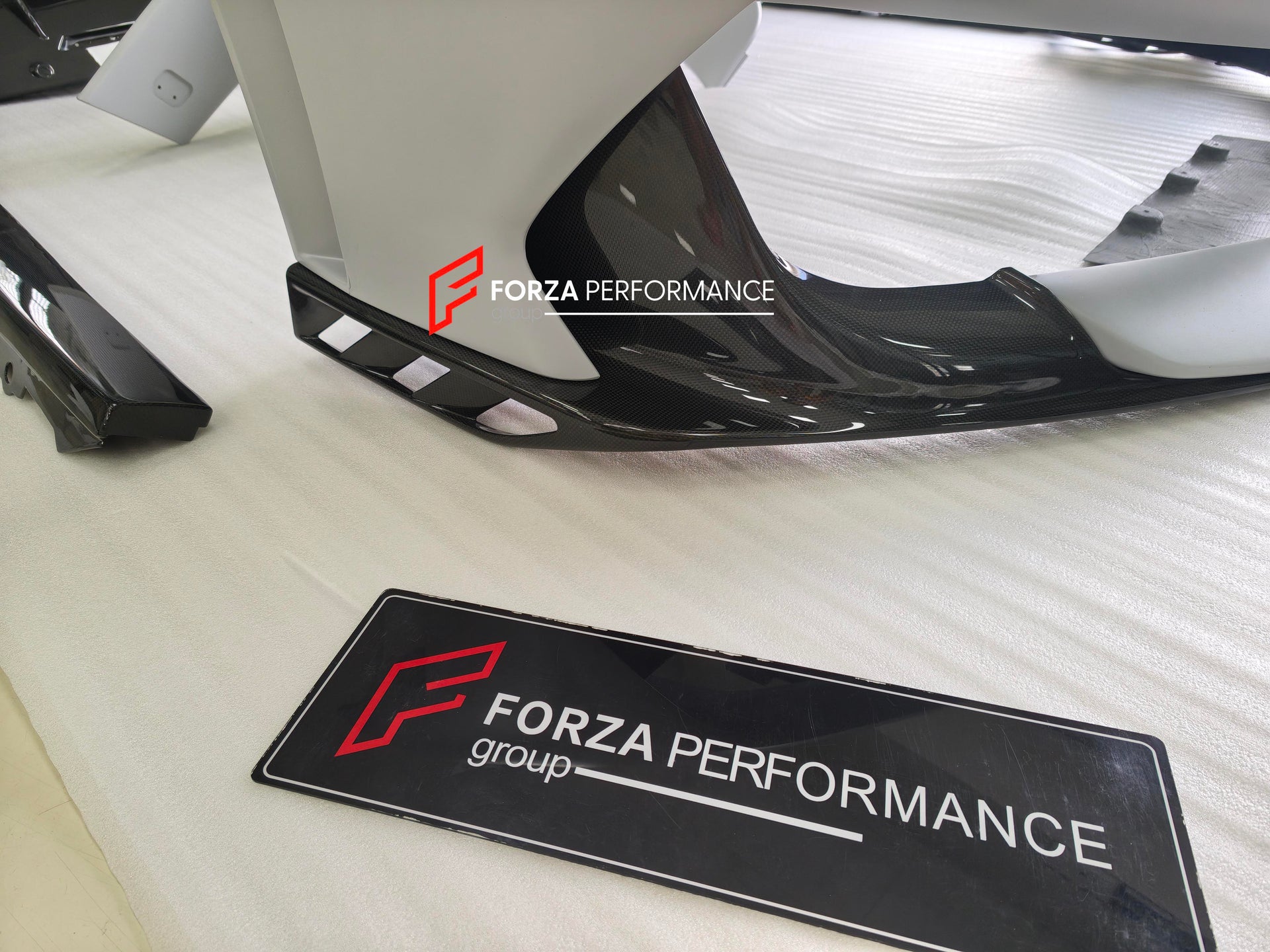 CONVERSION FERRARI 296 SPECIALE DRY CARBON BODY KIT for FERRARI 296 GTS GTB 2022