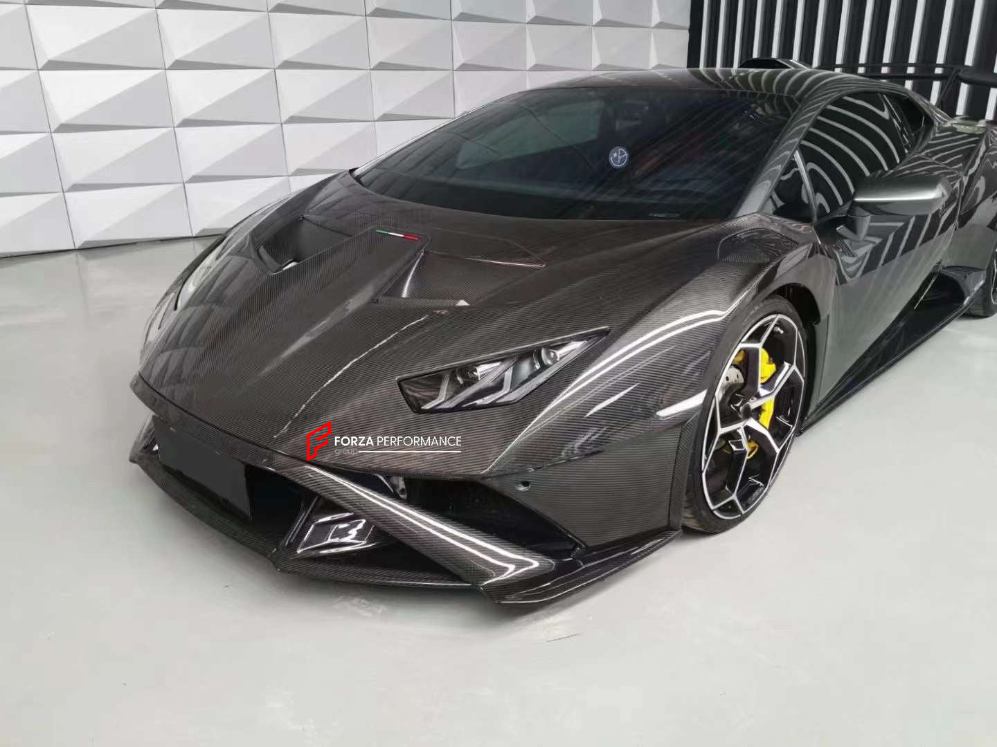 CONVERSION DRY CARBON BODY KIT FOR LAMBORGHINI HURACAN UPGRADE TO HURACAN STO