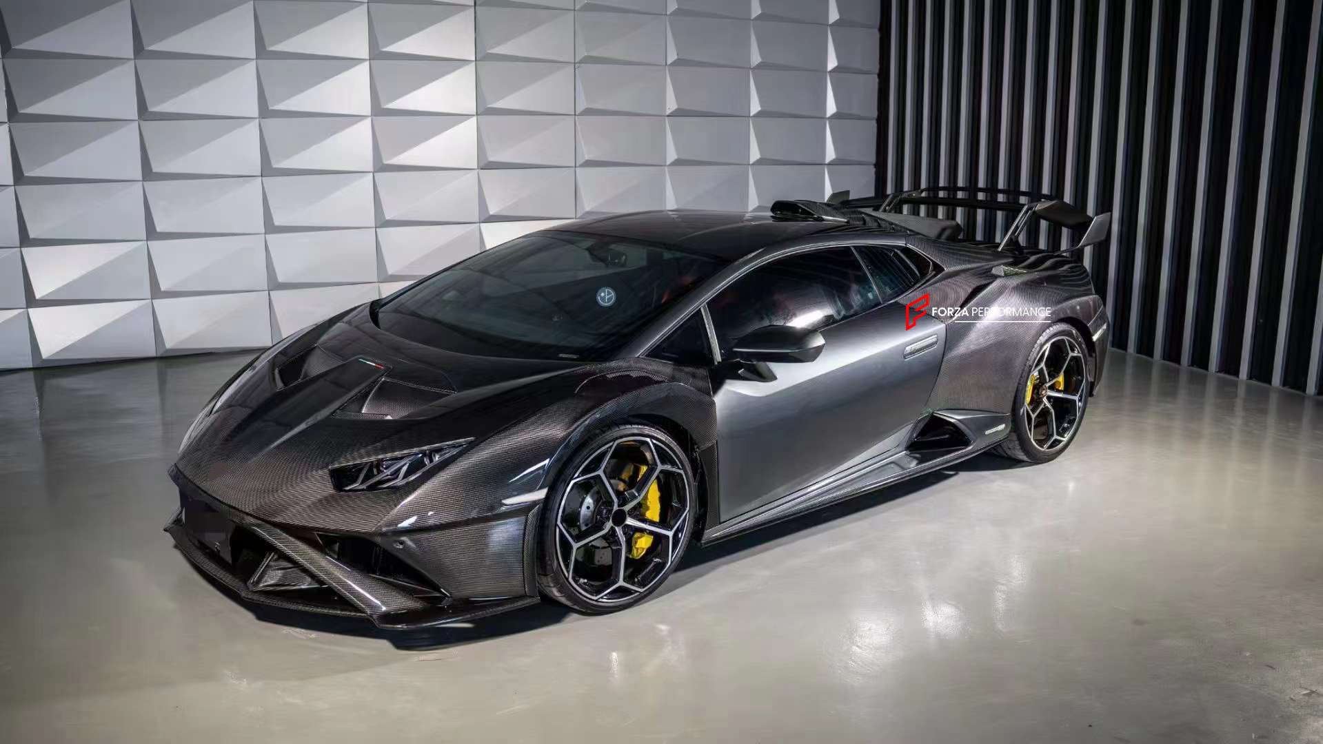 CONVERSION DRY CARBON BODY KIT FOR LAMBORGHINI HURACAN UPGRADE TO HURACAN STO