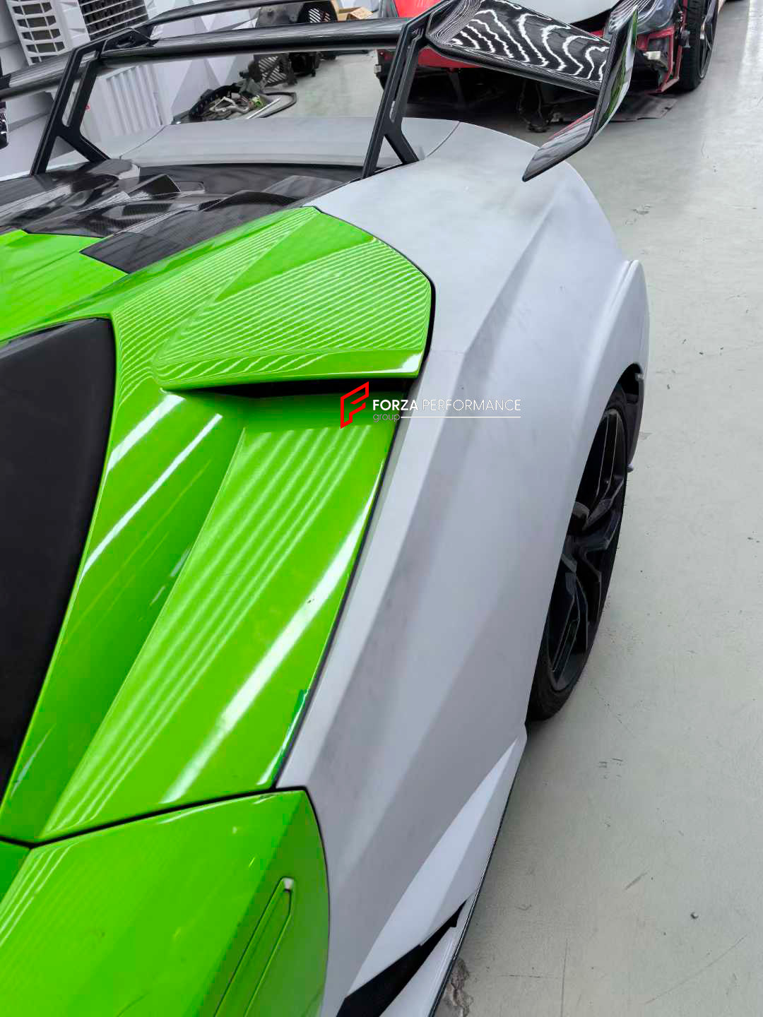 CONVERSION UPGRADE CARBON BODY KIT for LAMBORGHINI HURACAN LP580 LP610 2014 - 2019 SPYDER upgrade to HURACAN STO LP 640

Set includes:
Front Lip
Front Bumper
Front Trunk with Air Inlets
Front Hood / Bonnet
Front Fenders
Front Fender Air Vents
Side Skirts

Rear Wing Spoiler
Rear Bumper
Exhaus System
Door Panels (for extra cost)
Side Mirror Covers (for extra cost)


Material: Dry Carbon + Fiberglass