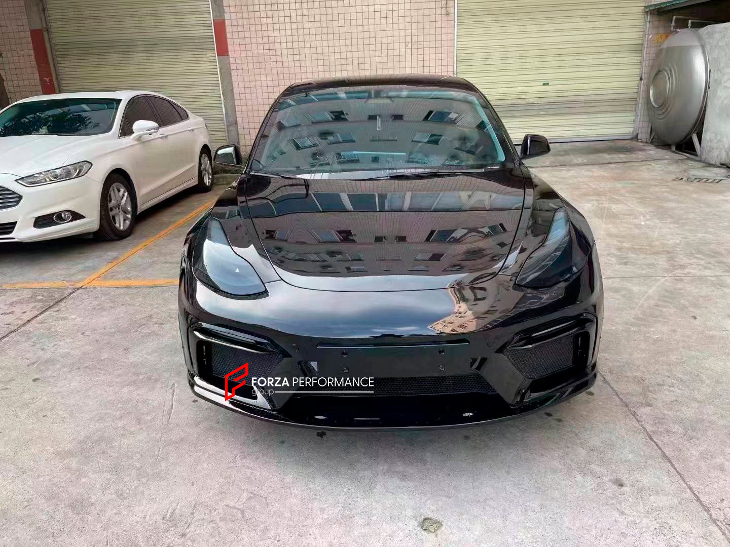 CONVERSION UPGRADE FRONT BUMPER KIT for TESLA MODEL 3 2017 - 2023 upgrade to 718 982 GT4

Set includes:

Front Bumper Assembly


Material: Plastic

NOTE: Professional installation is required.