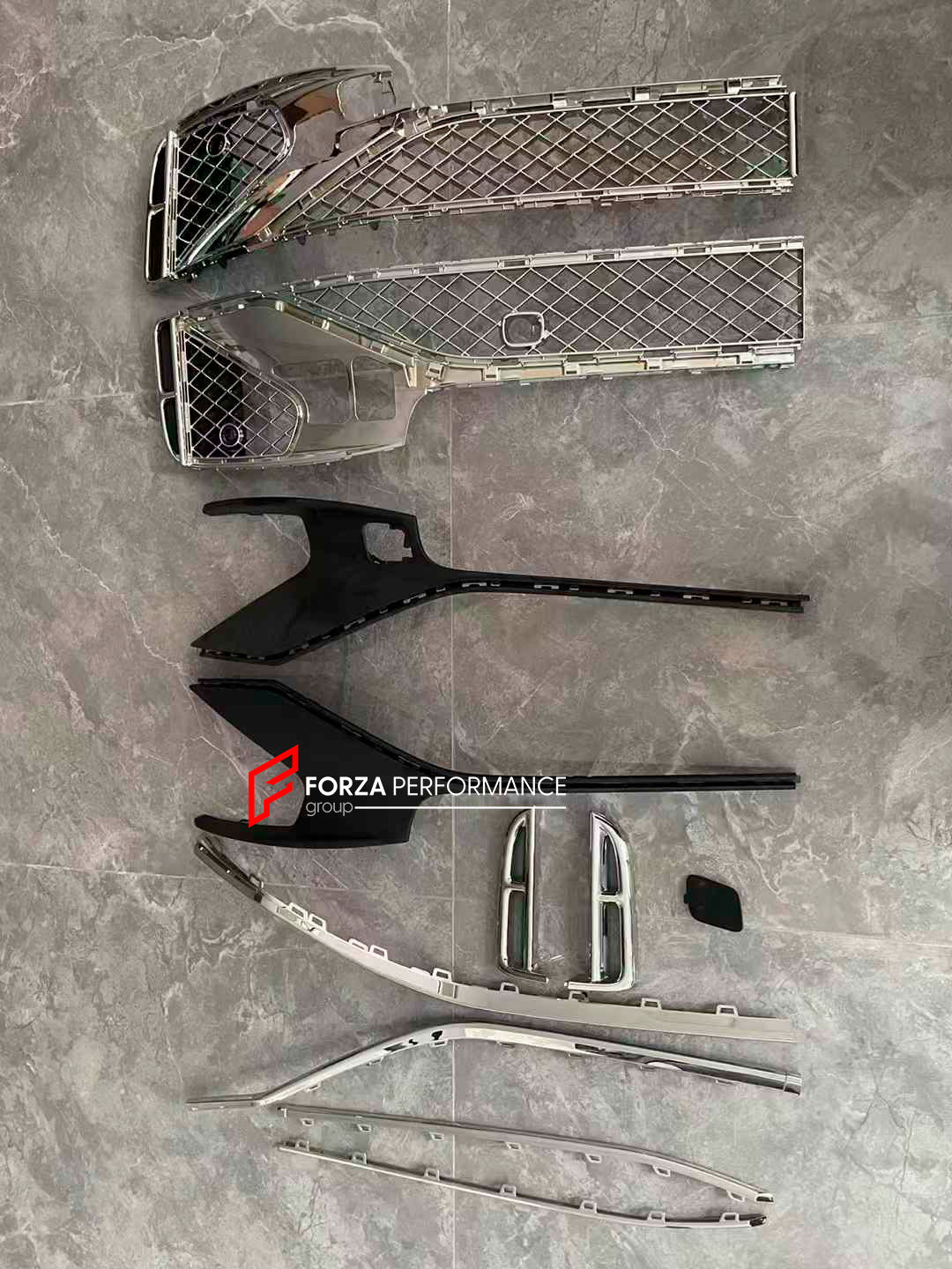 CONVERSION UPGRADE FRONT GRILLE KIT for BENTLEY CONTINENTAL GT GTC 2024+ upgrade to MULLINER

Set includes:

Center Lower Grille
Side Mesh Grille
Grille

Note: Professional installation is required.
