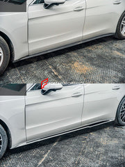 CONVERSION BODY KIT for PORSCHE PANAMERA S 4S 4E HYBRID 976 UPGRADE to PORSCHE PANAMERA 976 GTS FACELIFT

Set includes:

Front Bumper Assembly
Front DRL Lights
Grille
Side Skirts
Rear Diffuser
Exhaust Tips

Material: Plastic PP

Note: Professional installation is required.