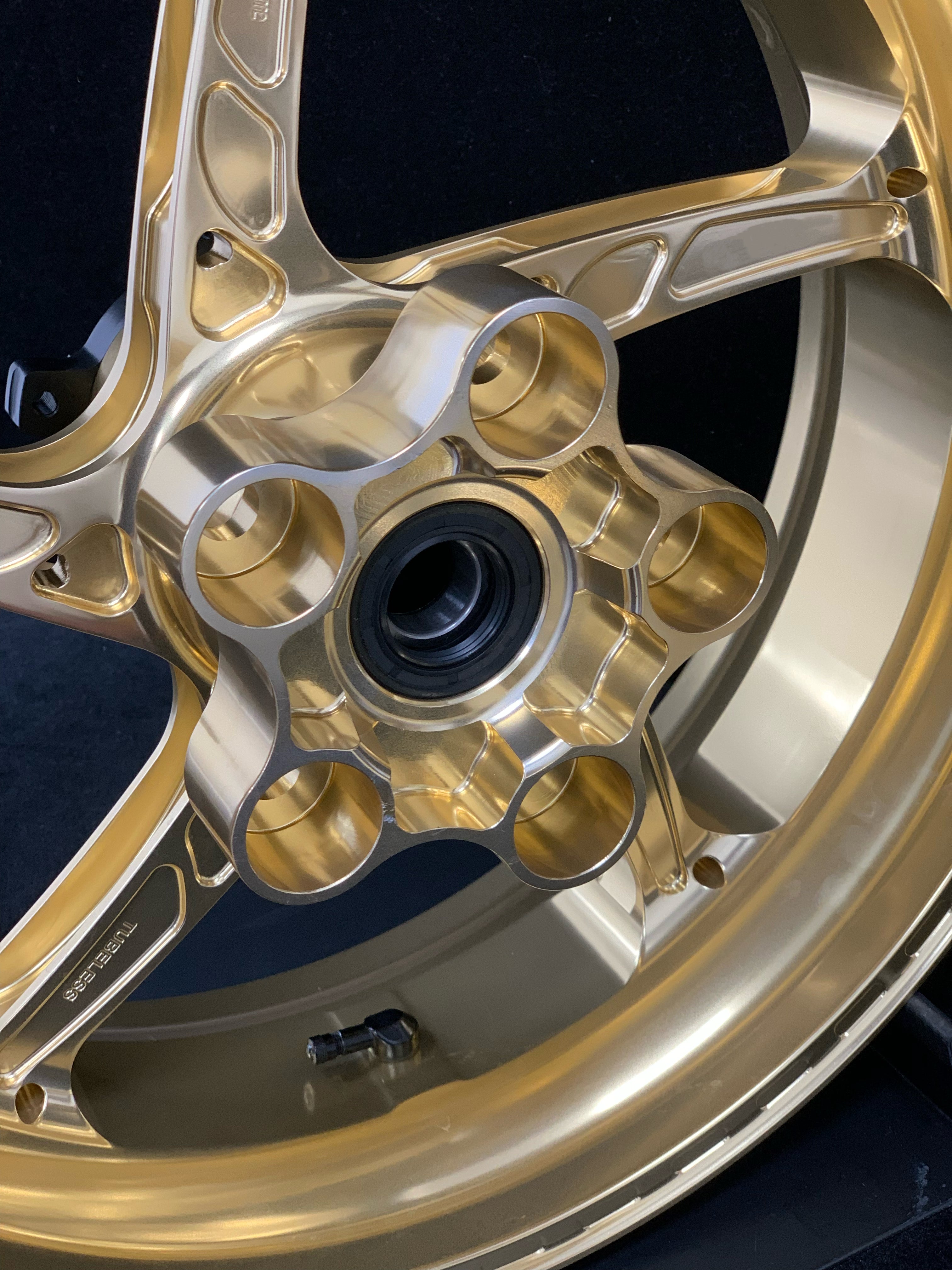 CUSTOM FORGED WHEELS RIMS A50 for APRILIA RSV4 1100 FACTORY R RF RR