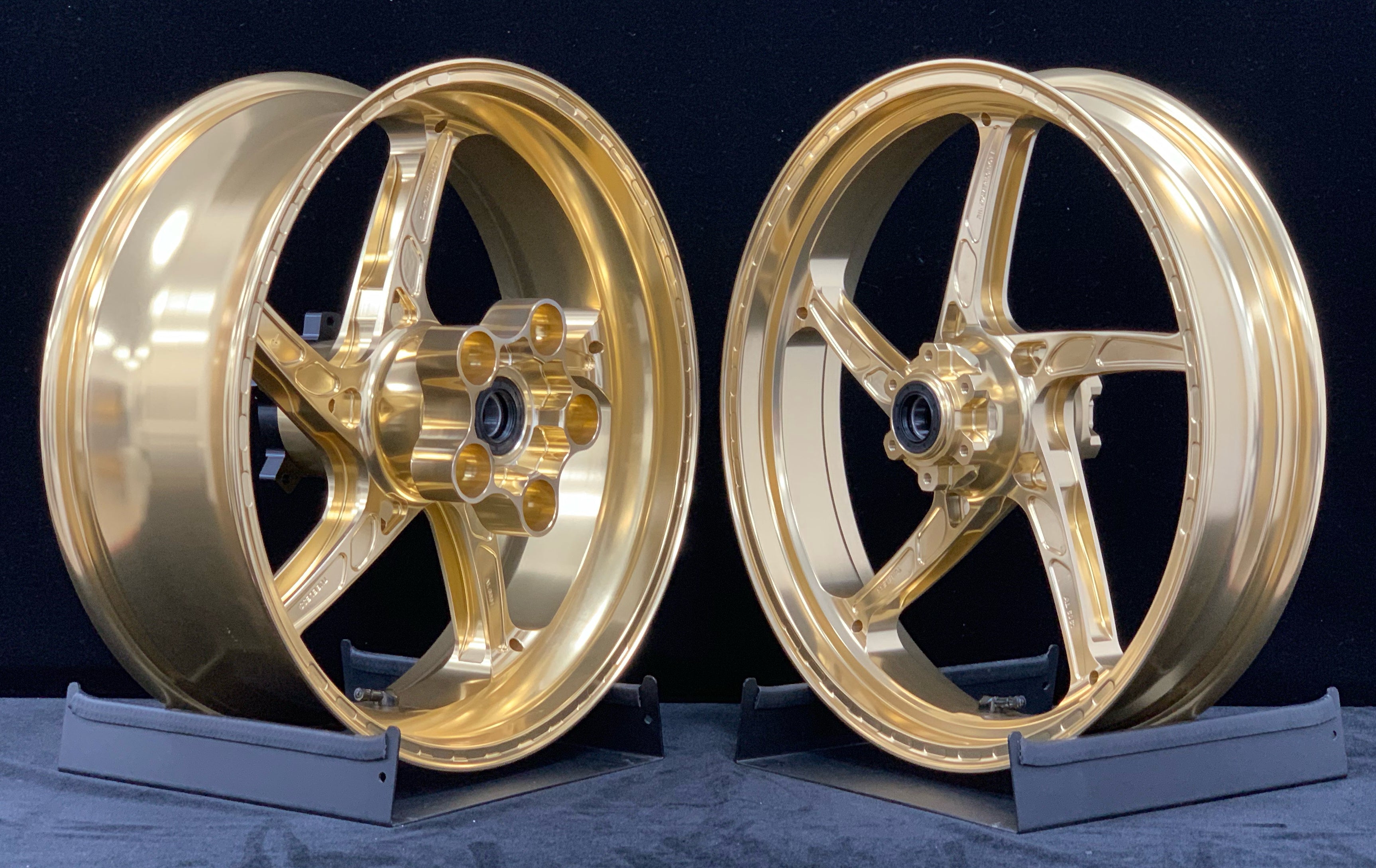 CUSTOM FORGED WHEELS RIMS A50 for APRILIA RSV4 1100 FACTORY R RF RR