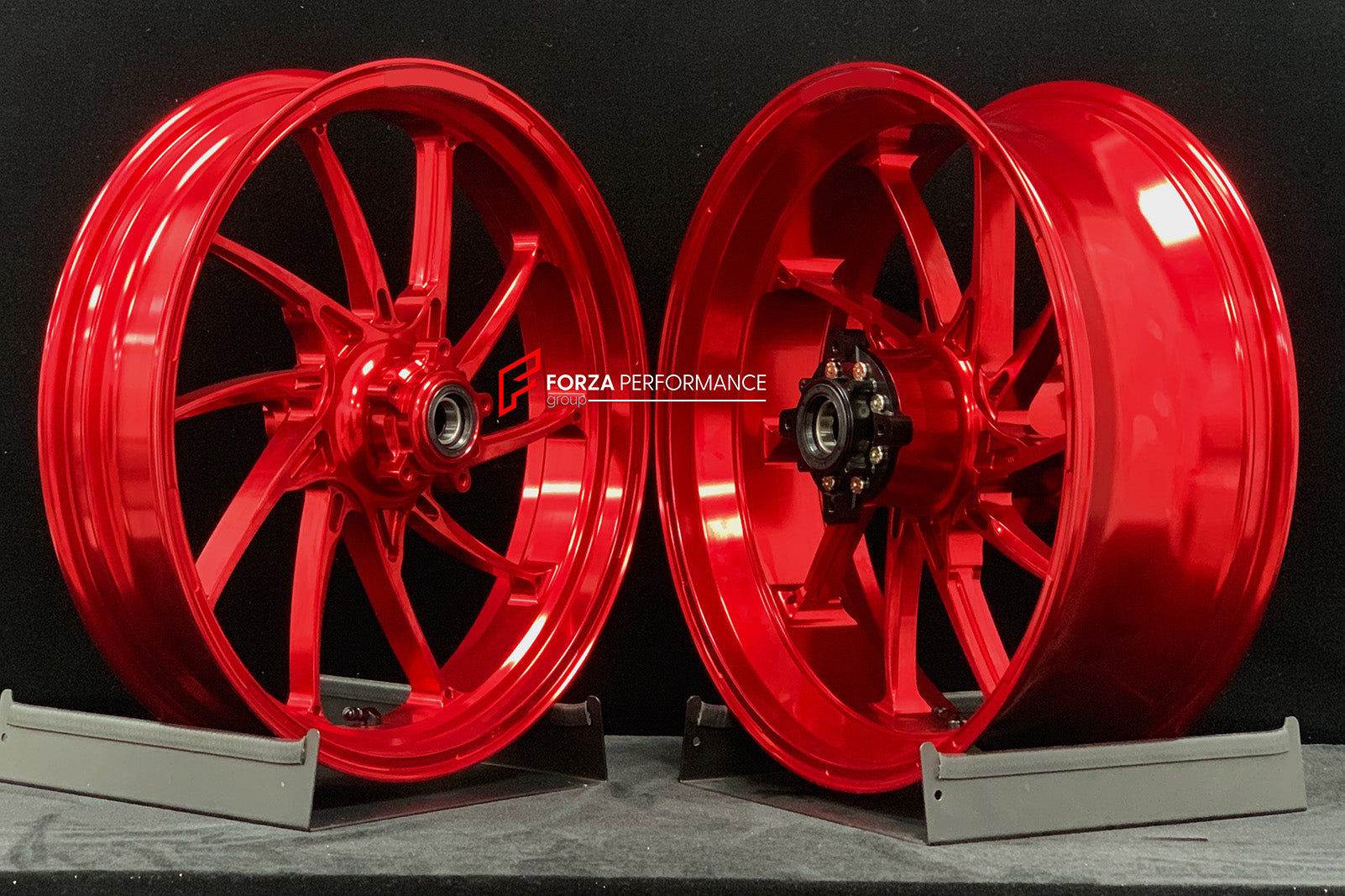We manufacture premium quality forged motorcycle wheels rims for DUCATI PANIGALE V4 V4S V4R V4 SP2 in any design, size, color.

Wheel sizes (motorcycle spec):

Front: 3.5 x 17

Rear: 6 x 17

Weight:

Front: 4.05 kg (8.93 lbs)

Rear: 5.4 kg (11.9 lbs)


Finishing: Gloss Red

Forza Performance Group engineers and manufactures each forged motorcycle wheel individually per order. This ensures precise fitment, uncompromised strength, and unique styling. Whether for racing, touring, or daily use — our wheels are 