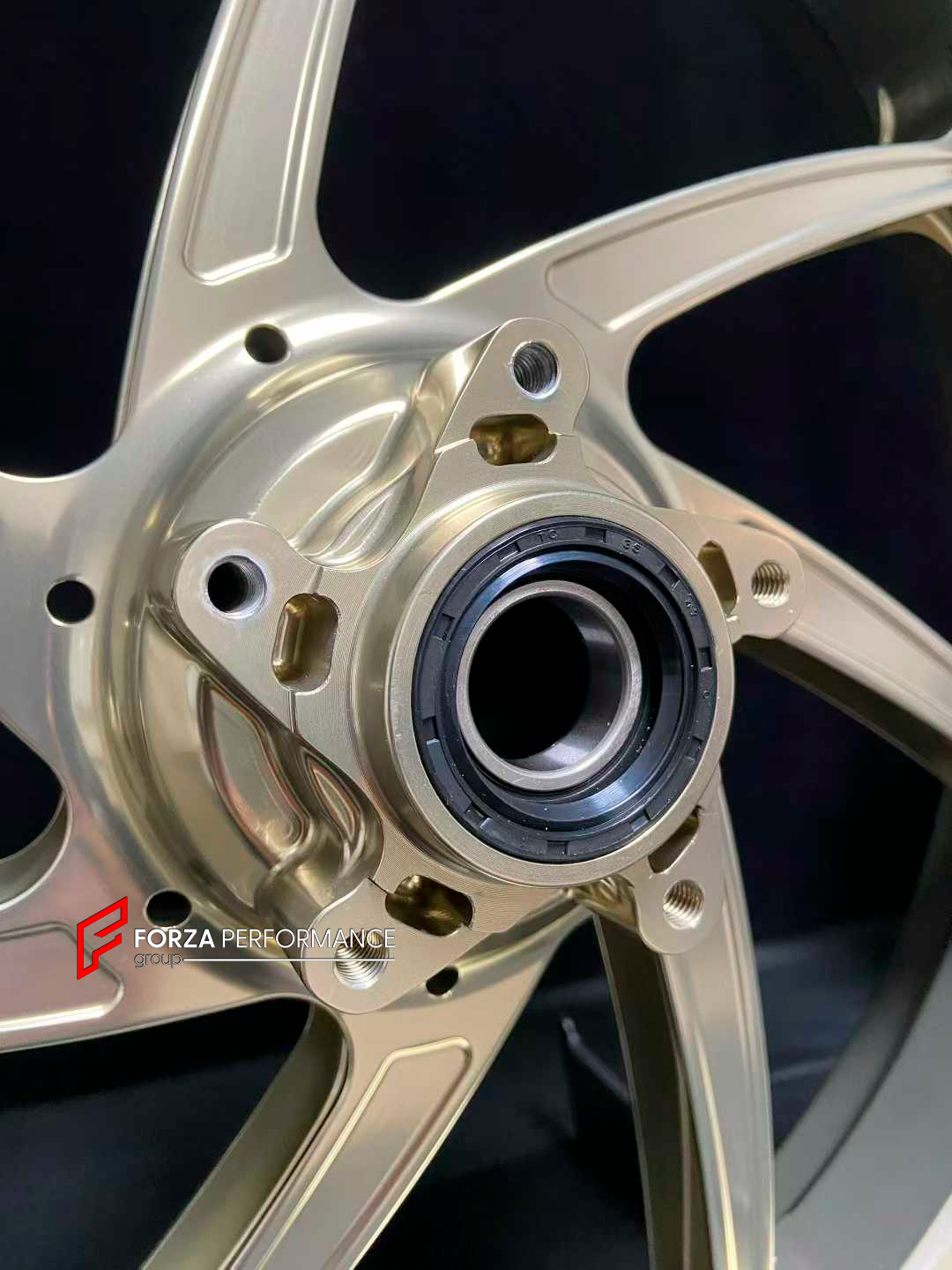 We manufacture premium quality forged motorcycle wheels rims for DUCATI PANIGALE in any design, size and color.

Wheel sizes (motorcycle spec):

Front: 3.5 x 17

Rear: 6 x 17

Weight:

Front: 4.12 kg (9.08 lbs)

Rear:&nbsp;4.22 kg (9.30 lbs)

Finishing: Satin Bronze