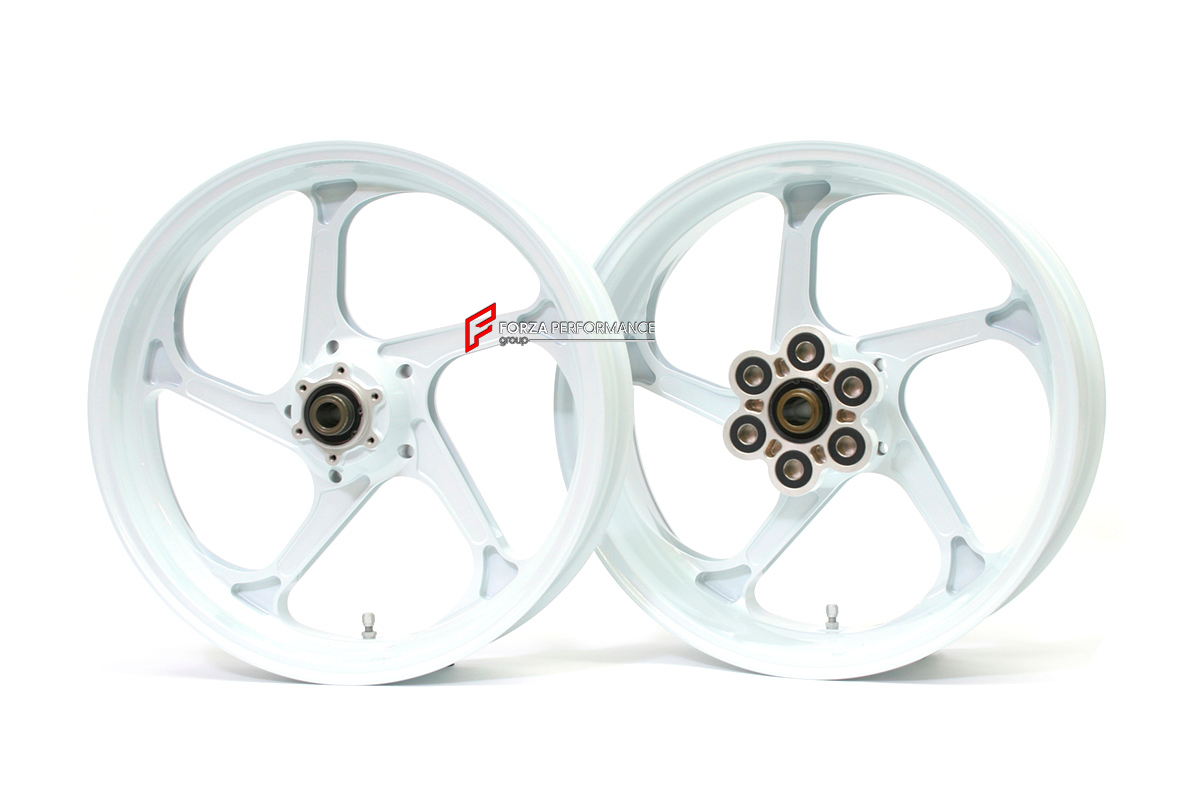 We manufacture premium quality forged motorcycle wheels rims for DUCATI PANIGALE in any design, size and color.

Wheel sizes (motorcycle spec):

Front: 3.5 x 17

Rear: 6 x 17

Finishing: Any

We offer motorcycle wheels in many sizes: 16, 17, 18, 19, 20, 21, 23, 26, 30, 32, and 34 inches. If you need a different size, please contact us.
All our motorcycle wheels come with the bearings already installed.
Our wheels come with standard hubs, but you can choose to upgrade to our special performance hubs.
You can