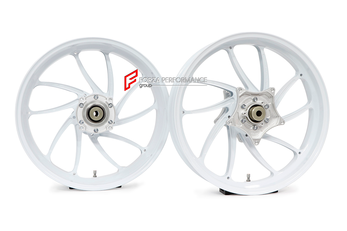 We manufacture premium quality forged motorcycle wheels rims for DUCATI PANIGALE in any design, size and color.

Wheel sizes (motorcycle spec):

Front: 3.5 x 17

Rear: 6 x 17

Finishing: Any

We offer motorcycle wheels in many sizes: 16, 17, 18, 19, 20, 21, 23, 26, 30, 32, and 34 inches. If you need a different size, please contact us.
All our motorcycle wheels come with the bearings already installed.
Our wheels come with standard hubs, but you can choose to upgrade to our special performance hubs.
You can