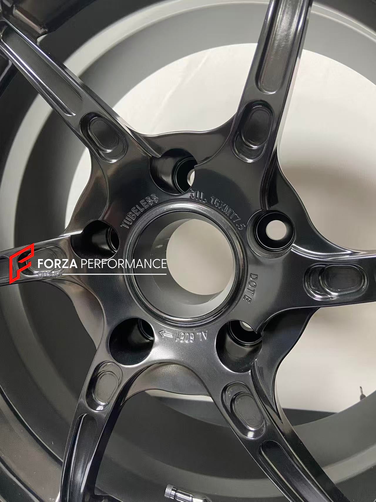 CUSTOM FORGED WHEELS RIMS for TRIUMPH ROCKET 3R 2023 custom fit