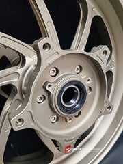 We manufacture premium quality forged motorcycle wheels rims for YAMAHA in any design, size, color.

Wheel sizes (motorcycle spec):

Front: 3.5 x 15

Rear: 4.5 x 15

Weight:

Front: 3.62 kg (7.98 lbs)

Rear: 4.8 kg (10.58 lbs)


Finishing: Satin Bronze

Forza Performance Group engineers and manufactures each forged motorcycle wheel individually per order. This ensures precise fitment, uncompromised strength, and unique styling. Whether for racing, touring, or daily use — our wheels are built for both perfor